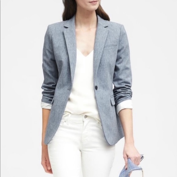 Banana Republic Jackets & Blazers - Banana Republic Chambray Long and Lean Blazer
